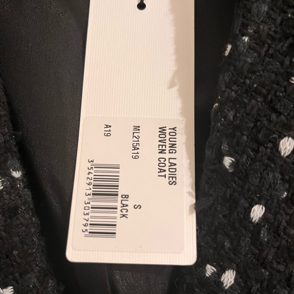 NWT Black Bouclé Blazer with Pearl Buttons and Trim - Picture 6 of 6